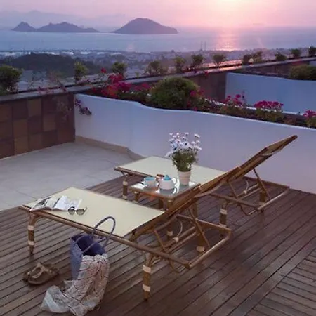 Marinem Karaca Deluxe מלון טורגוטריס