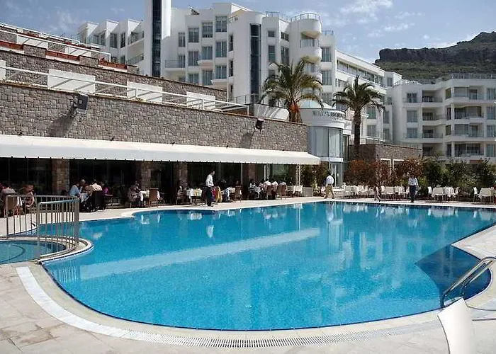 Ξενοδοχείο Marinem Karaca Deluxe 4*